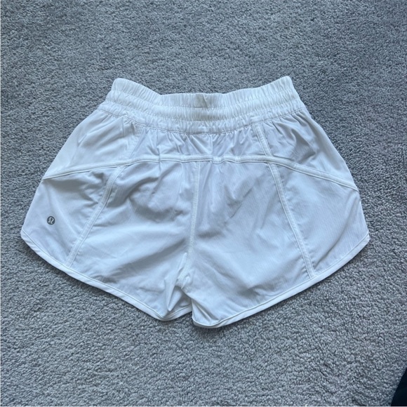NWT Lululemon Tracker LR short 4” lined - Picture 7 of 11